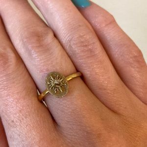 Sun ring. Gold vermeil. Size 8. Little white sapphire in middle.